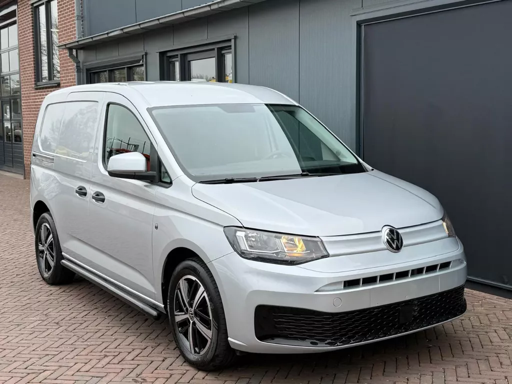 Volkswagen Caddy Cargo 2.0 TDI 102PK Airco Clima Betimmerd Lmv Sidebars