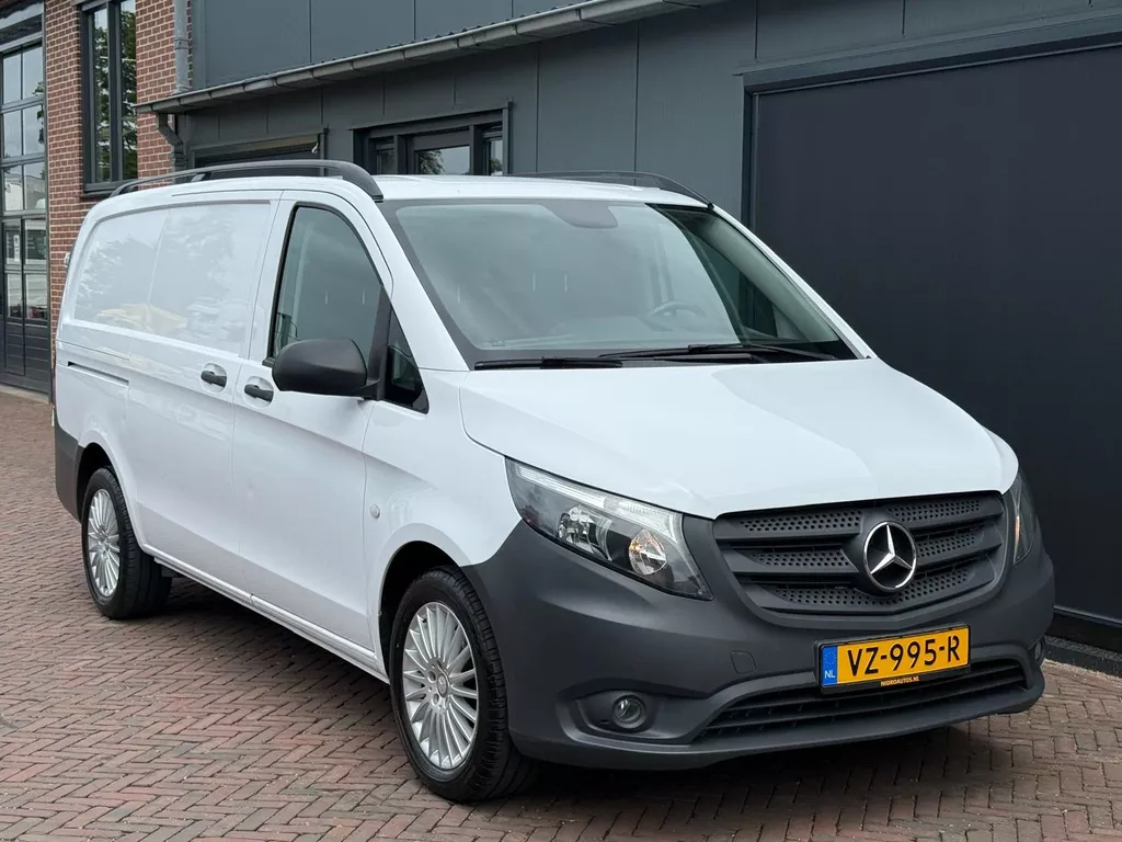 Mercedes-Benz Vito 111 CDI Lang Airco Trekhaak Camera Navi Lmv 1e Eigenaar Zeer nette staat!