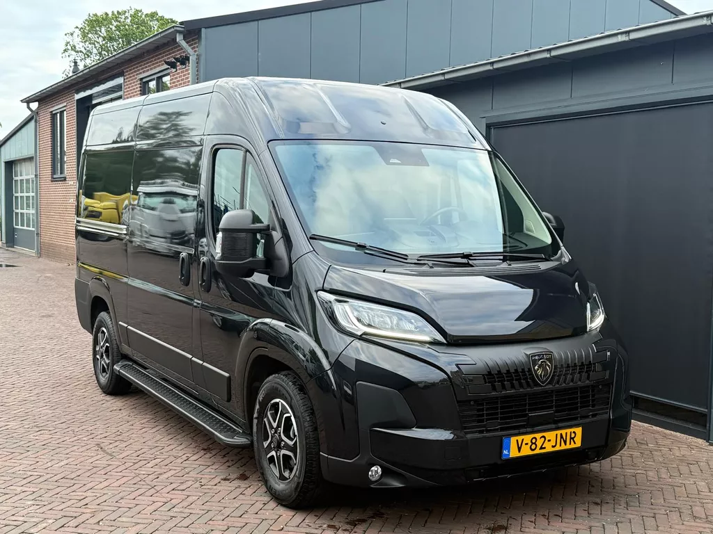 Peugeot Boxer 2.2HDi 140PK Automaat L2H2 3.5t Trekhaak Cam Full option!