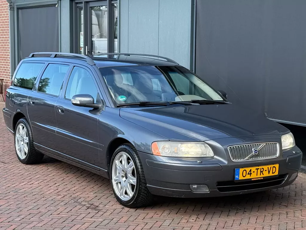Volvo V70 2.0T Edition Classic Nieuwe Koppeling 5 Cillinder Parkeersensoren
