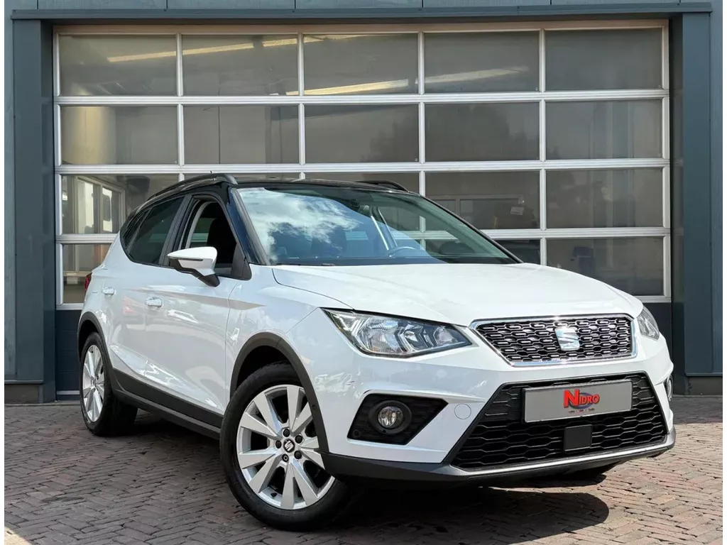 SEAT Arona 1.0 TSI Style Business Intense Carplay Dealeronderhouden Cruise Clima Navi Camera