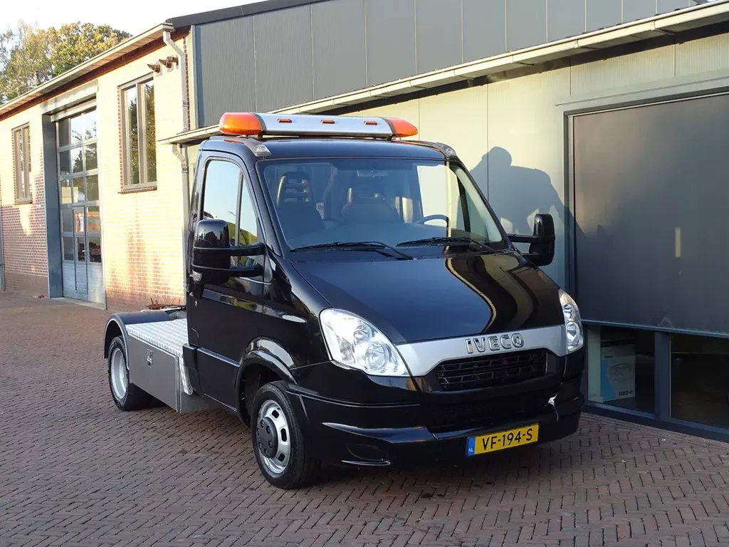 Iveco Daily 35C17 BE TREKKER AIRCO 3ZITS 10.5 TON