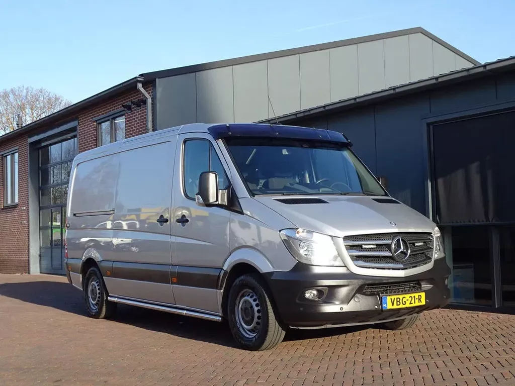 Mercedes-Benz Sprinter 316 AUT 3ZITS STANDKACHEL L2 * VERKOCHT *