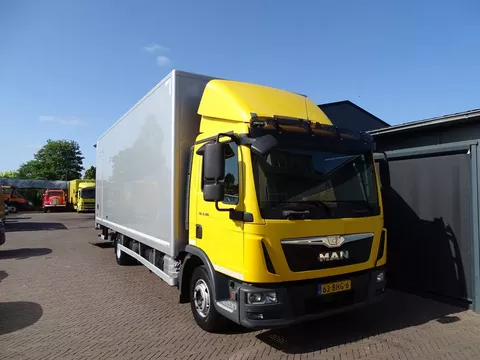 MAN TGL 12.180 EURO 6 LAADKLEP AIRCO AUTOMAAT NAVI 1ST OWNER