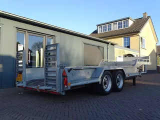 kuiper 8 TONS DIEPLADER LVM 6260 kg KRAAN,HEFTRUCK,HOOGWERKER MACHINES