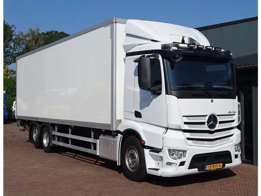 Mercedes-Benz Antos 2553 SLEEPER BOX 925x245x268 CAM LBW 2000 kg